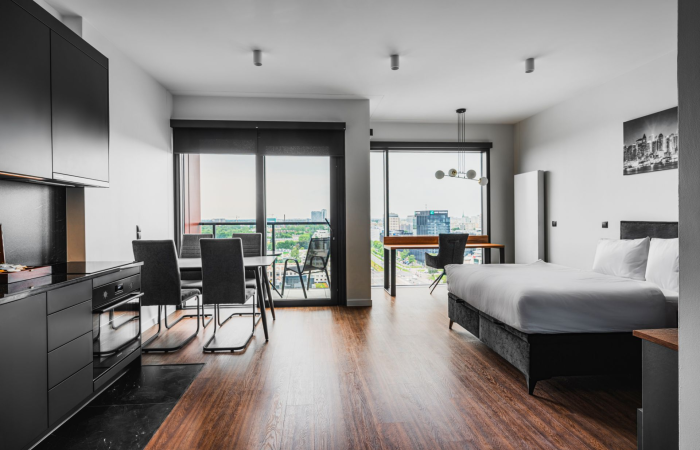 Apartament typu Studio z balkonem na 16. piętrze