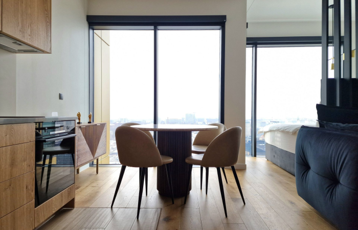 Studio typu Deluxe na 25 piętrze